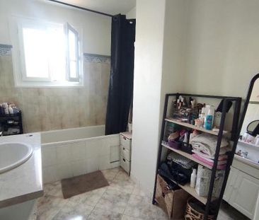 Location Appartement 2 pièces 45m² MILLAU 12100 - Photo 6