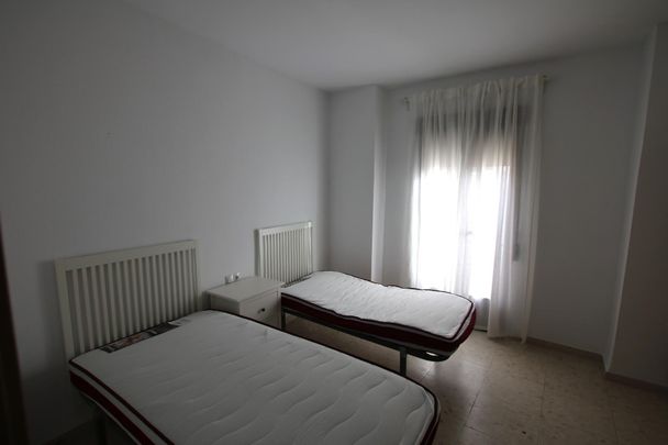 Apartment - Granada (Gran via) - Photo 1
