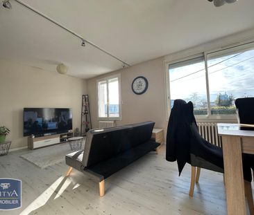 Location Maison 3 pièces 68m² NIORT 79000 - Photo 1