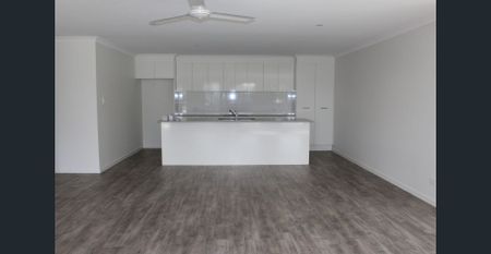 DUPLEX IN CREEKWOOD - Photo 5