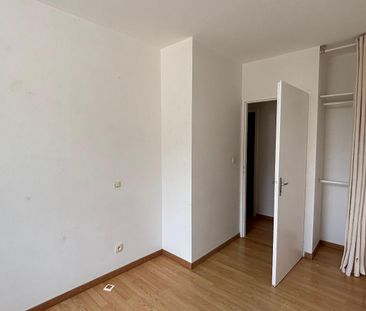 Location Appartement 4 pièces 81m² COUX 07000 - Photo 2