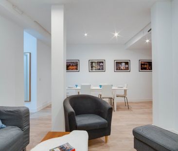 Cozy room in Fernán Gonzalez Street - Photo 3