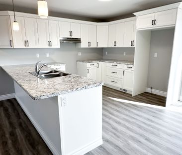 For Lease - 159A Sienna Avenue, Belleville, Ontario - Photo 3