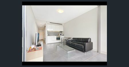 Spacious and Bright Apartment - Concierge, Gym and Sauna - Photo 4