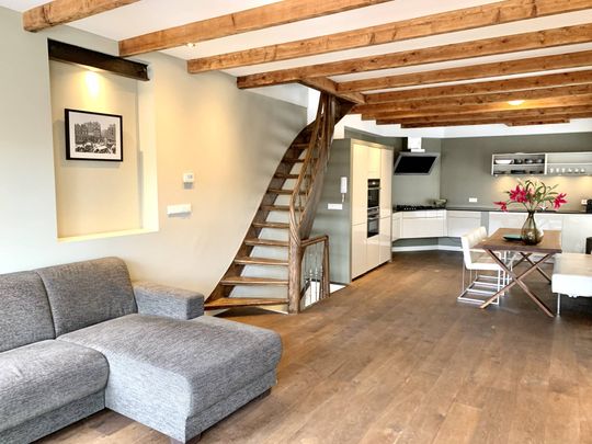 Te huur: Appartement Oudezijds Voorburgwal in Amsterdam - Foto 1