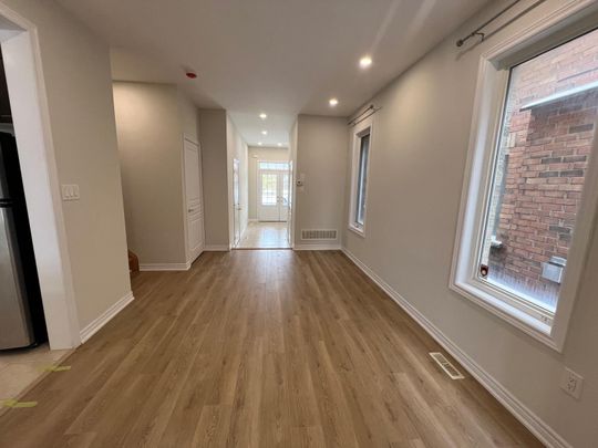 For Lease - 36 Turnhouse Crescent, Markham, Ontario - Photo 1