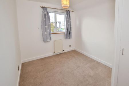 3 bedroom detached house to rent - Photo 5