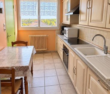 Location Appartement 3 pièces 67m² MACON 71000 - Photo 2