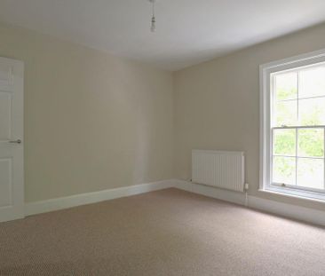 2 bedroom detached house to rent - Photo 2
