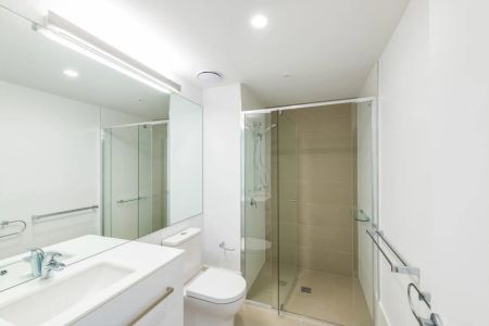 Modern One-Bedroom Apartment in the Heart of Coorparoo - Photo 4