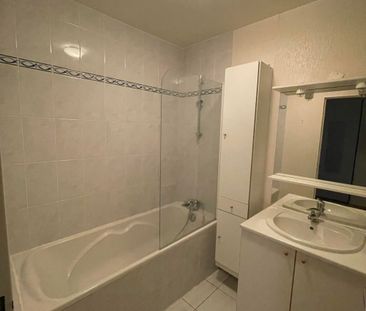 Location Appartement 4 pièces 116m² RENNES 35000 - Photo 3