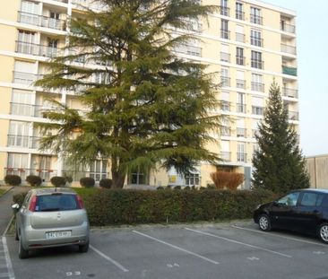 Libre le ..01/03/2026 Mt Loyer :442,13 Mt des charges :145 - Photo 5