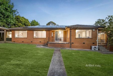5 Smithdene Avenue, Ringwood East - Photo 5