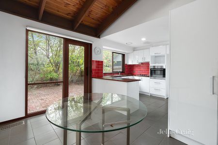 3 Porter St, Eltham - Photo 3