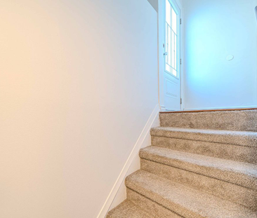 For Lease - 378 Daytona Court Unit# Lower, Oshawa, Ontario - Photo 6