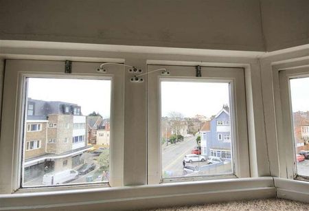 Sea Road, Boscombe, Boscombe, BH5 - Photo 2
