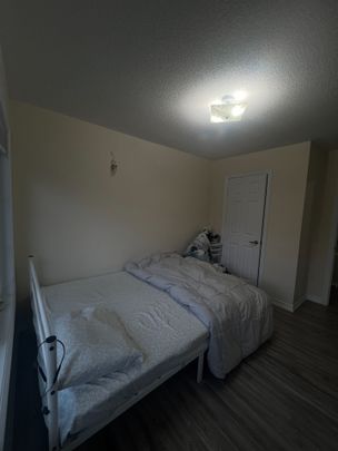 For Lease - 200 Veterans Drive Unit# 100, Brampton, Ontario - Photo 1