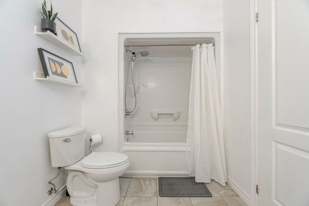 For Lease - 1460 Main Street Unit# 403, Milton, Ontario - Photo 4