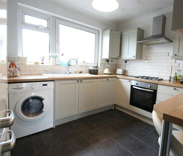 Flat to rent on - Photo 4