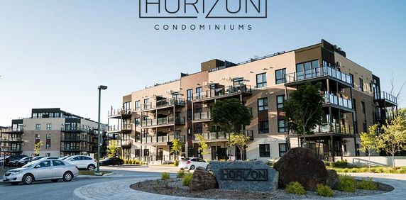 1 Bedroom + Den - 12 Rue De L'Horizon, Gatineau - Photo 2