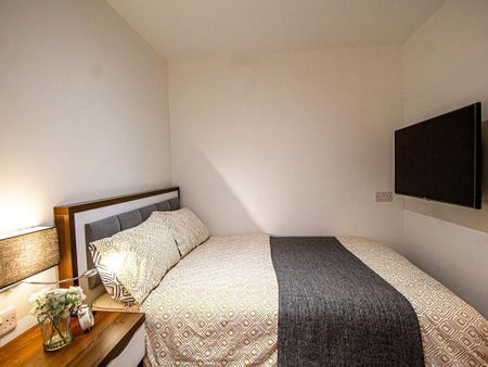 Studio to rent - Photo 2