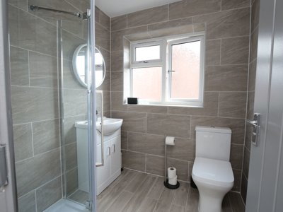 1 bedroom in a house share to rent - Photo 3