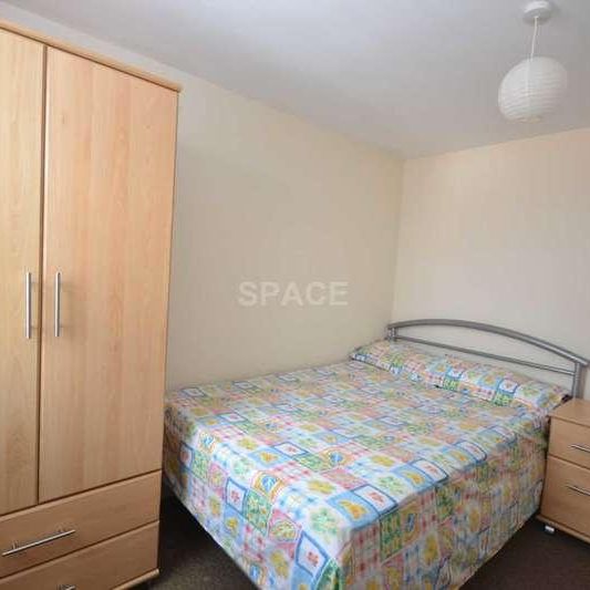 Norris Road, Reading, Berkshire, RG6 - Photo 1