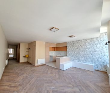 Location Appartement 2 pièces 68m² TROYES 10000 - Photo 2