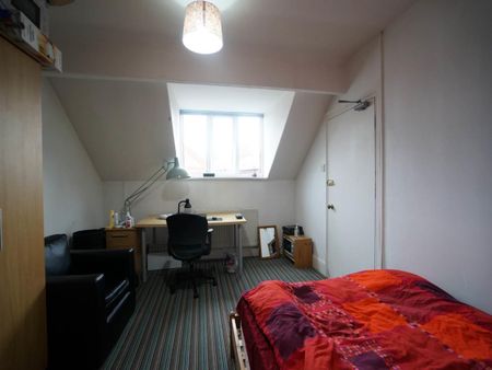 2 Orme View - Photo 2