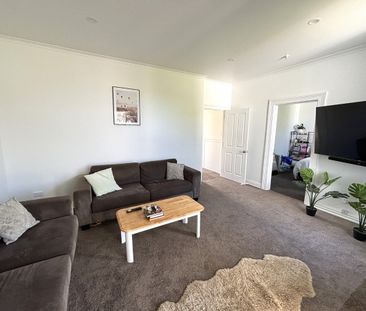 A Christmas Cracker - Photo 1