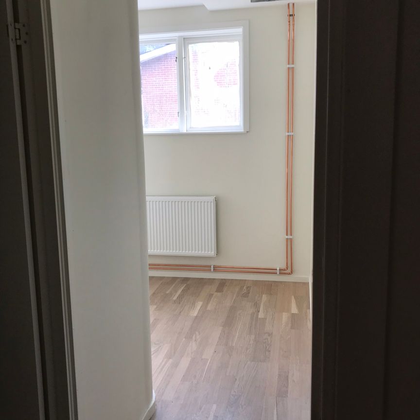 Grönvretsvägen, Järfälla - Foto 1