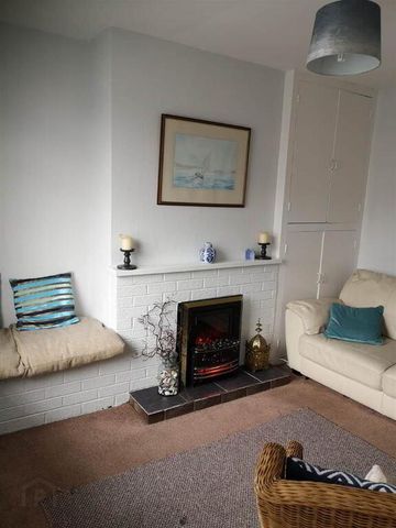 75 Clandeboye Road, Bangor, BT20 3JQ - Photo 2