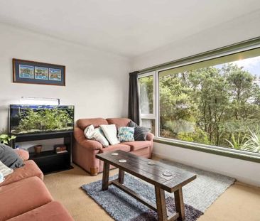 Lush views on the city fringe - Photo 2