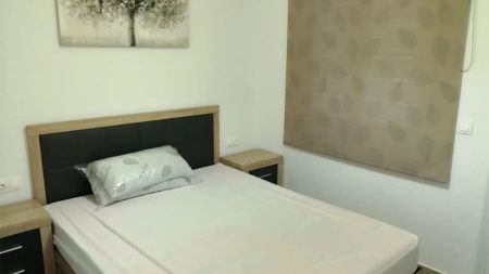 Piso de alquiler en Carrer de Creta, 80, Monte y Mar - Photo 4