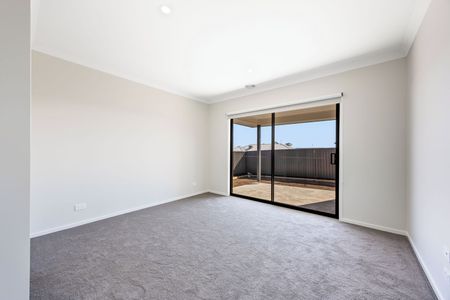 Modern 4-bedroom family home in the heart of Lucas - Photo 4