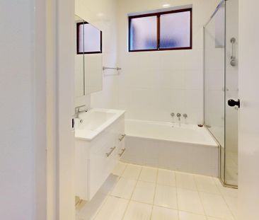 4/10 Kitchener Parade, The Hill NSW 2300 - Photo 5