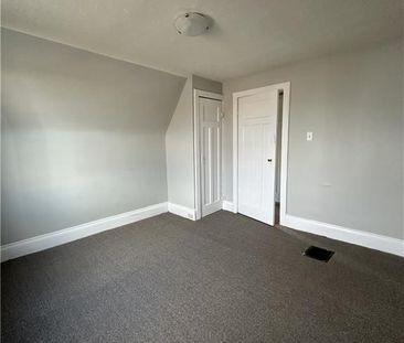 For Lease - 31 MCKINSTRY Street, Hamilton, Ontario - Photo 4