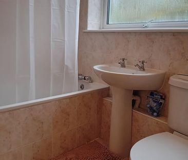 Room in a Shared House, Links View, N3 - Photo 3