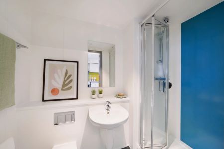 Gold Studio- Large - Photo 5