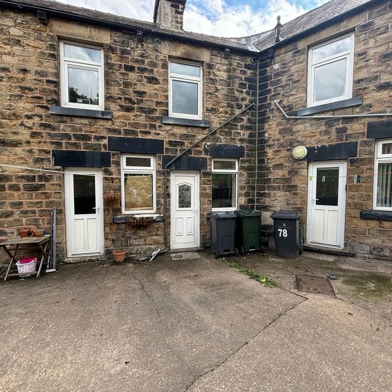 2 bedroom terraced house to rent - Photo 1