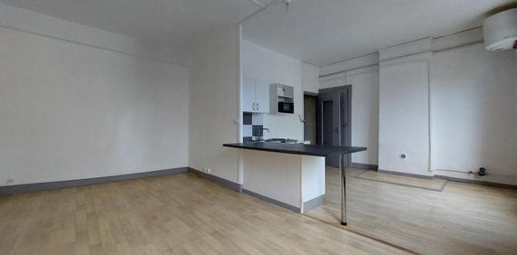 : Appartement 37.82 m² à SAINT ETIENNE - Photo 2