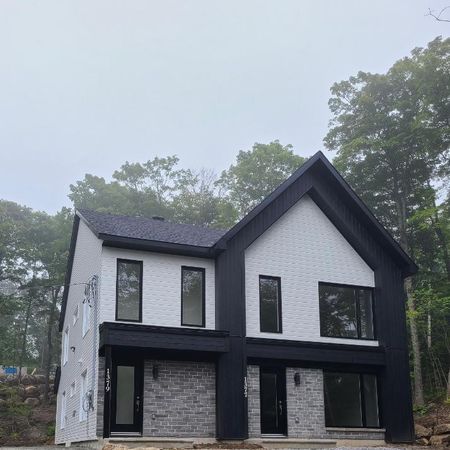 Grand 4 1/2 à l'étage - Photo 4