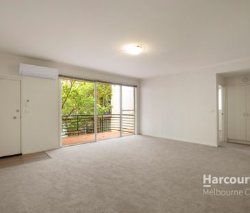 City Fringe Living - Photo 6
