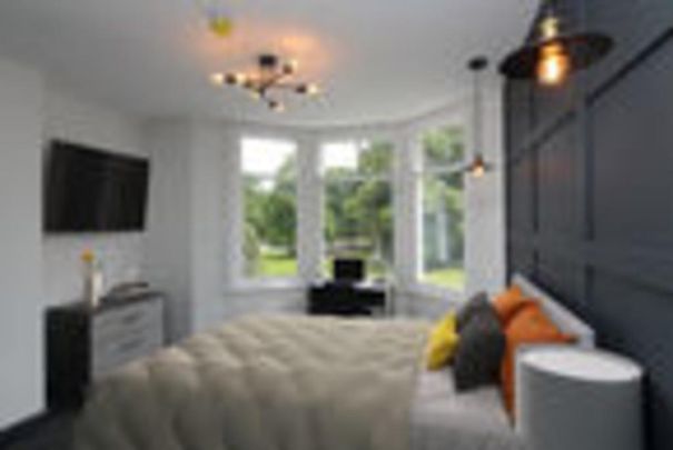 1 bedroom in a house share to rent - Photo 1