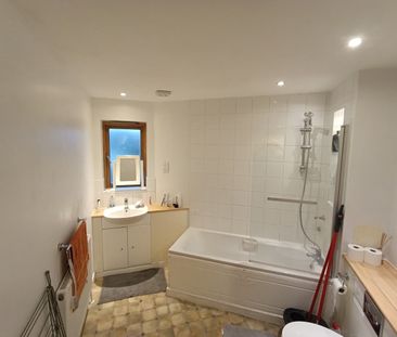 Room in a Shared Flat, Barking, IG11 - Photo 3