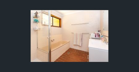 Comfortable Living - Photo 5