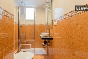 valencia, Valencian Community 46019