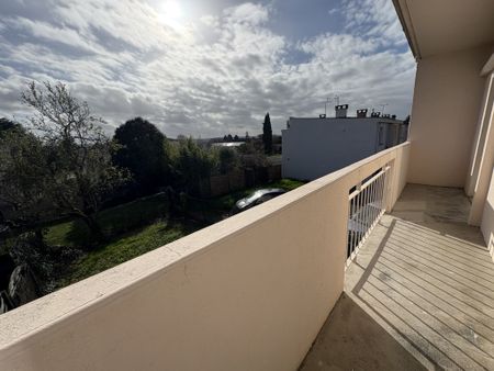 Location Maison 4 pièces 67m² BON ENCONTRE 47240 - Photo 3