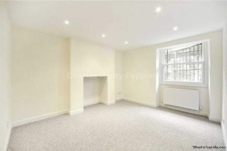 2 bedroom property to rent in London - Photo 2