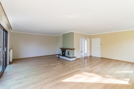 Te huur - Villa in Wezembeek-Oppem - Photo 3